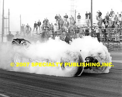 Lions Rare Photographic Memories drag racing photo - Ivo 4 Engine at Lions